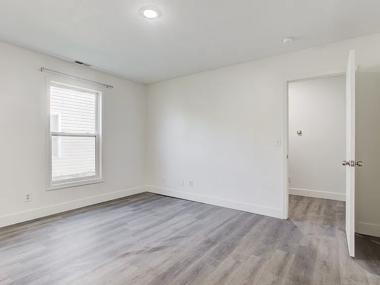 165 Westhaven Dr — Photo 30