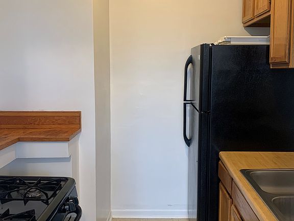 5th image of 9449 S Ashland Ave #1550-308