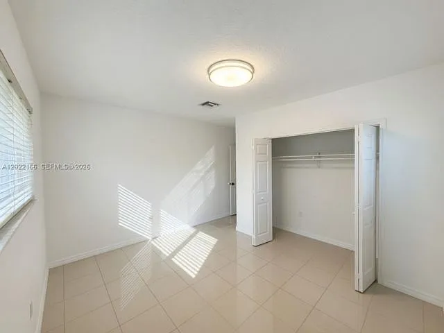 5314 Orduna Dr — Photo 7