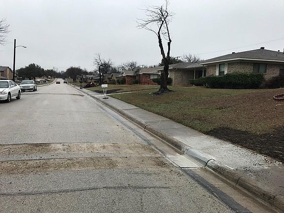 3rd image of 1418 Deborah Ave