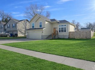 611 W Pine St, Junction City, KS 66441