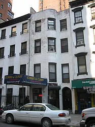 153 East 33rd Street in Kips Bay