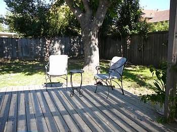 5th image of 633 Brookfield Dr