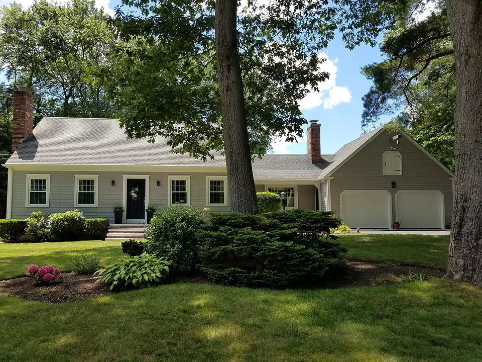 1st image of 21 Karen Ann Dr