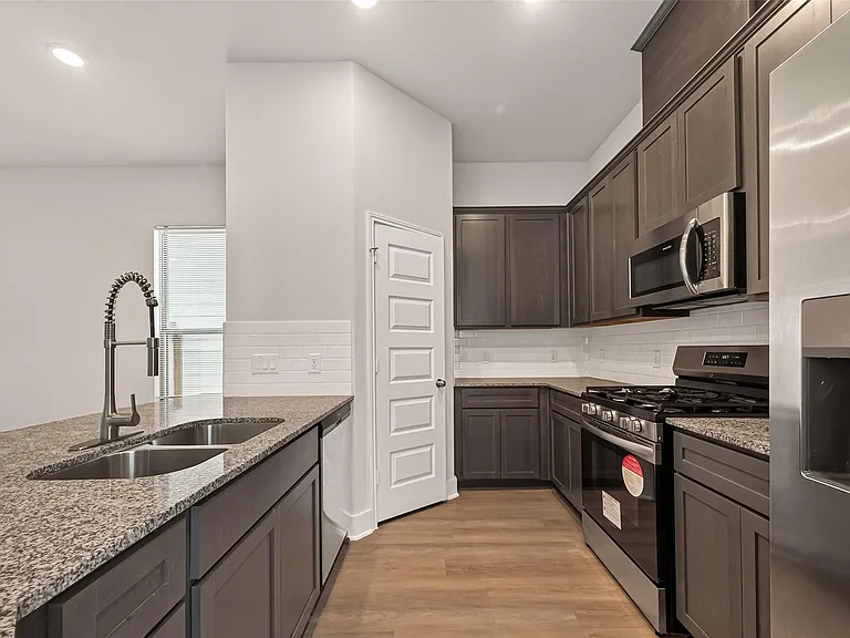 13412 Sun Cay Dr — Photo 14