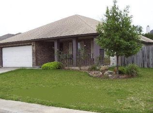11702 Gulf Sta, Helotes, TX 78023