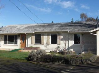 8427 Washington Blvd SW, Lakewood, WA 98498