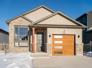 21 Baffin Way, Chatham Kent, ON N7L0A6