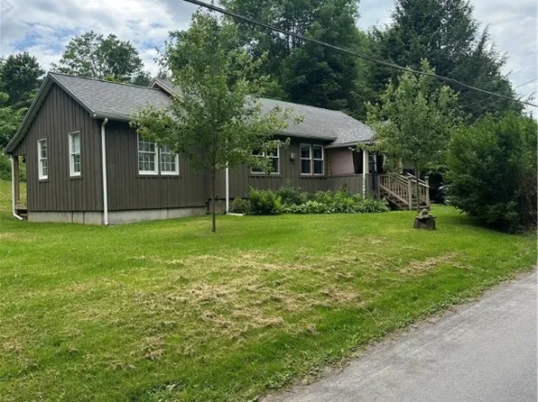 163 County Highway 4, Wells Bridge, NY 13859