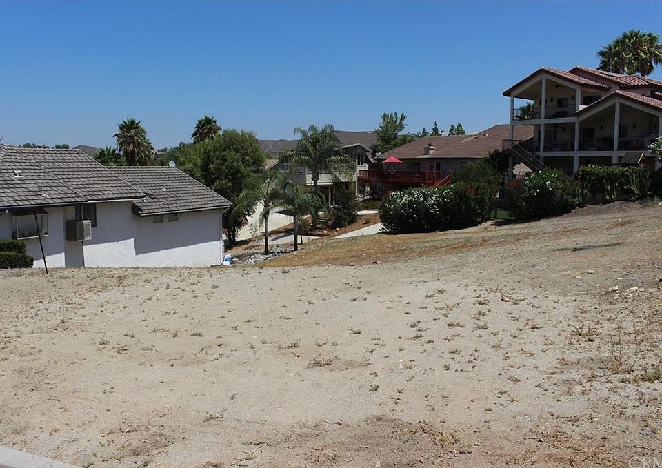 1st image of 22657 Cascade Dr