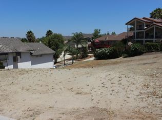 22657 Cascade Dr, Canyon Lake, CA 92587