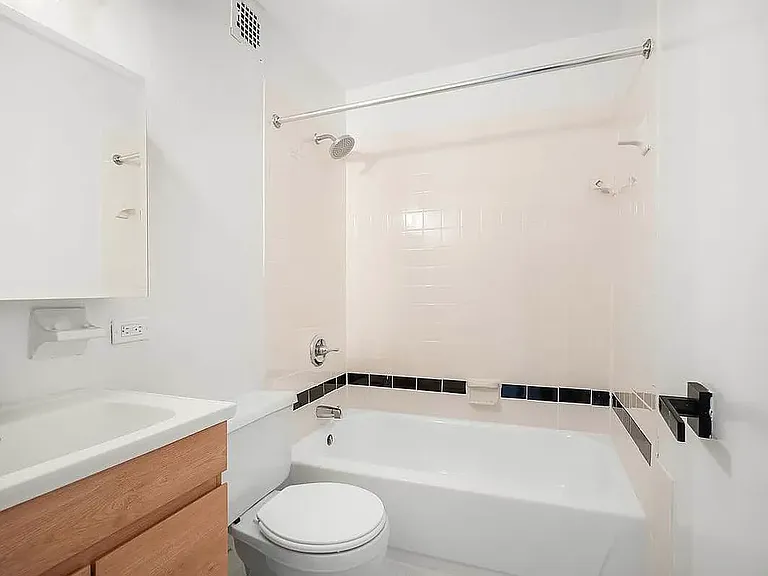 103 W 105th St #5A — Photo 11