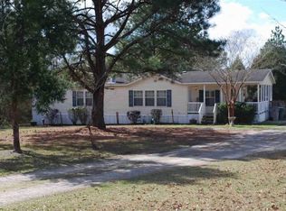 1077 Pine Top Ln, Cantonment, FL 32533