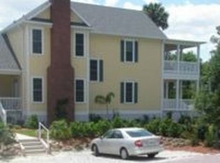 400 E 3rd Ave, Mount Dora, FL 32757