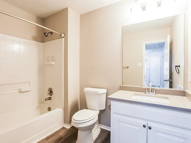 1205 Artesia Dr — Photo 15
