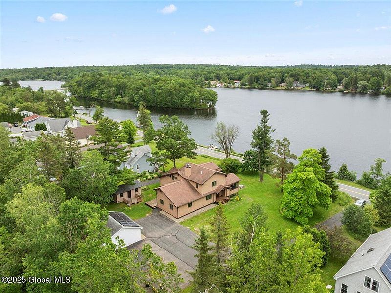 2nd image of 8508 Mariaville Road