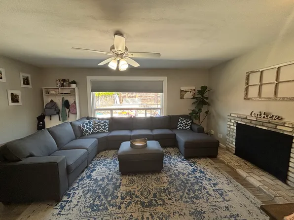 3928 Silver Leaf Dr, Santa Maria, CA 93455