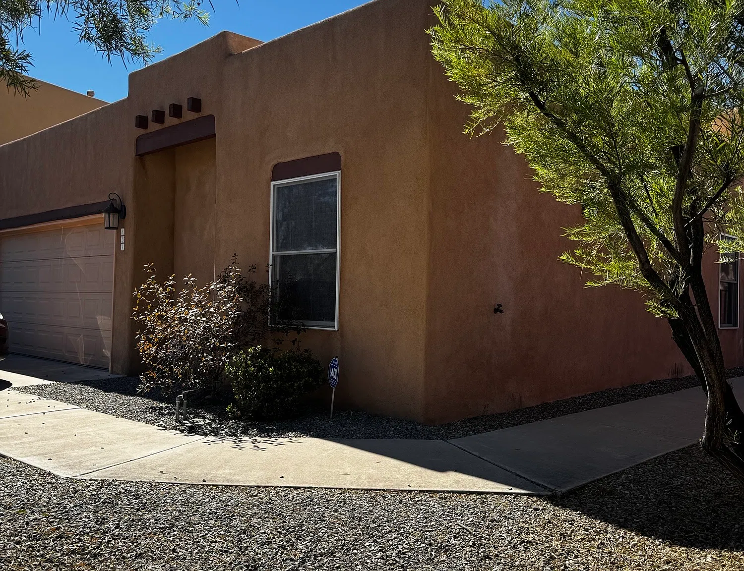 3 bed, 1492 sqft, $2,500 — Photo 1