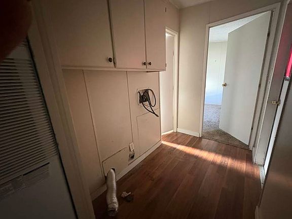 4th image of 560 W Pleasant Ave Space 57