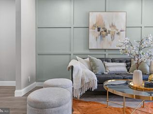 1221 Ashburton St, Baltimore, MD 21216