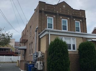 765 4th St, Secaucus, NJ 07094