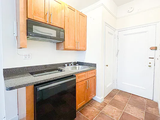 Rented by Blackwater Associates Inc. | media 3