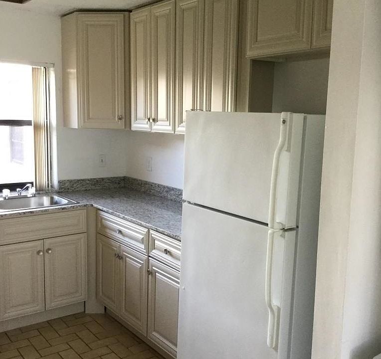 1st image of 6250 NW 170th Ter