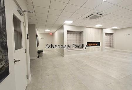 4th image of 434 McGrath Hwy #414W