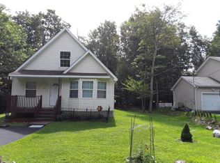 4509 Briarcliff Ter, Tobyhanna, PA