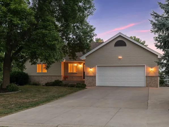 1498 81st St, Victoria, MN 55386