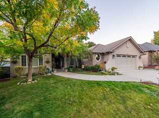3623 Calle Vista Dr, Medford, OR