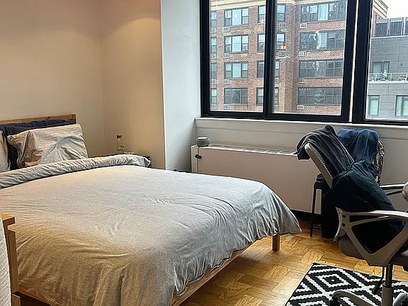 3rd image of 455 E 86th St APT 12E