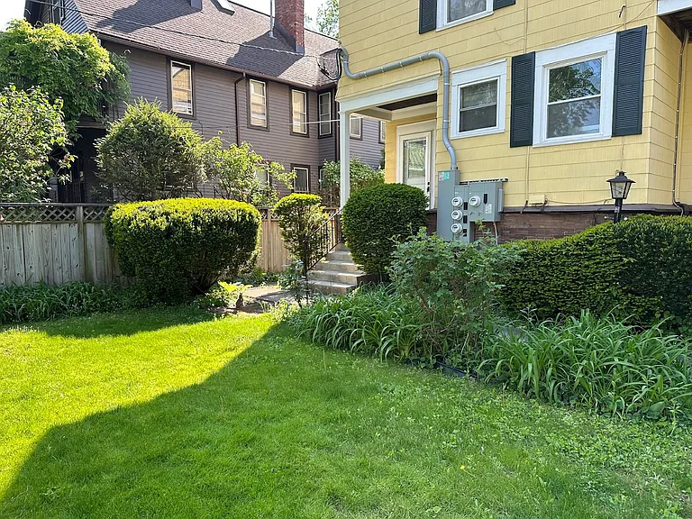 15 Vick Park #A — Photo 16
