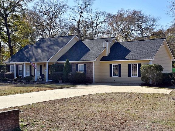 3rd image of 309 Foxworth Dr