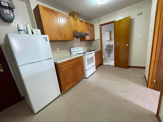 Rented by Level Group | media 2
