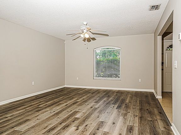 3rd image of 4652 Ardale St