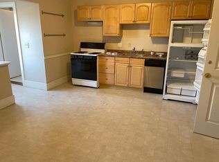 1090 Massachusetts Ave, Arlington, MA 02476