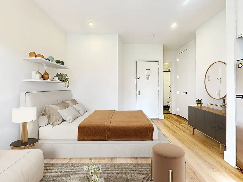 2nd image of 2785 Broadway #43