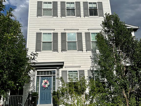2nd image of 5080 N Valentia St