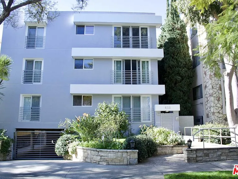 415 N Palm Dr #301 — Photo 2