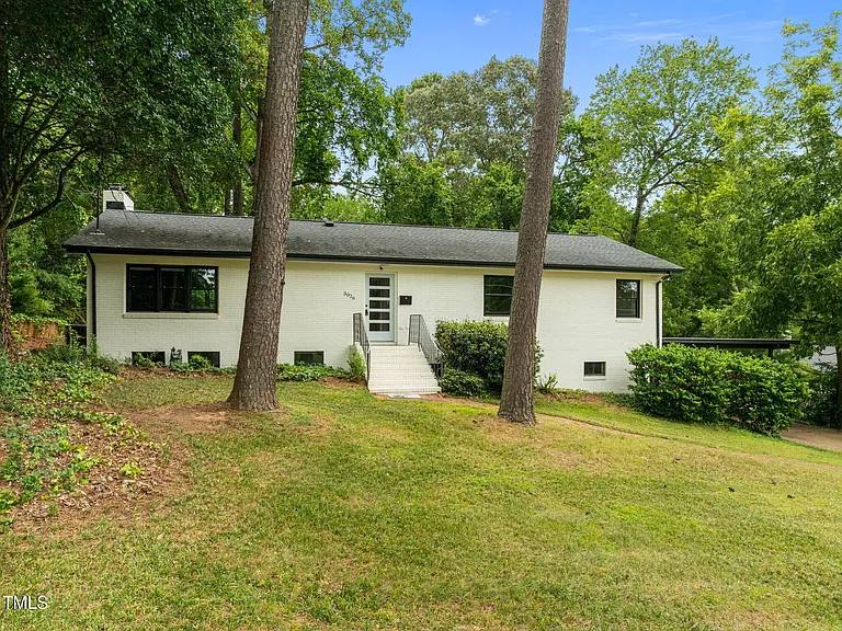 3026 Devonshire Dr — Photo 35