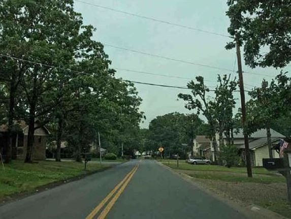 2nd image of 1600 W 58th St