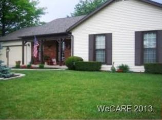 505 Sunnymeade Ln, Lima, OH 45804