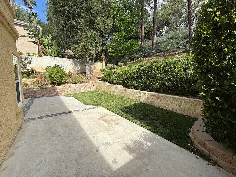 5615 Roundtree Pl — Photo 18