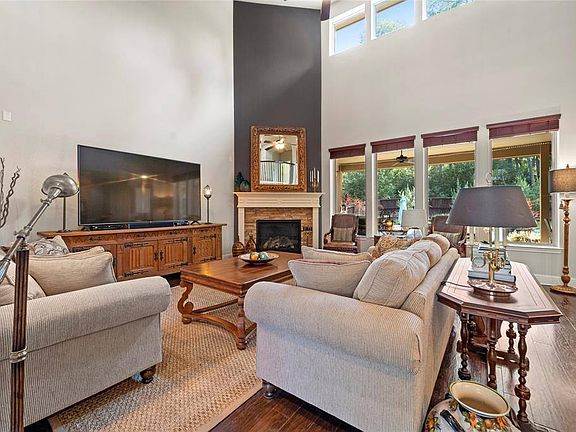 5th image of 34110 Mill Creek Way