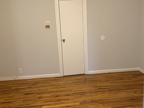 3rd image of 3163 33rd St APT 6