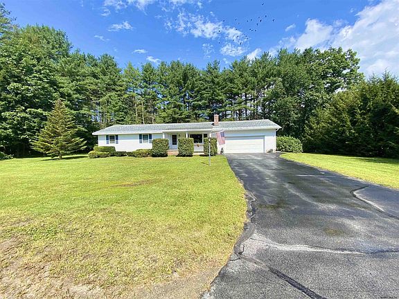 2nd image of 33 Rose Ave