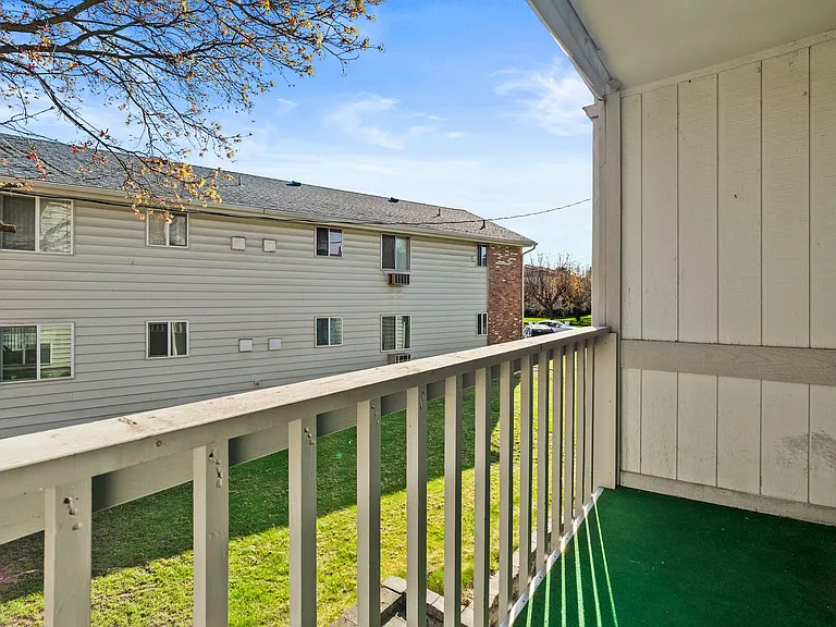 310 N Raymond Rd #D7 — Photo 18