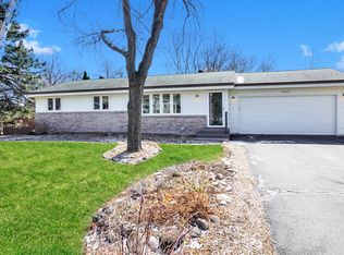 11811 65th Pl N, Maple Grove, MN 55369