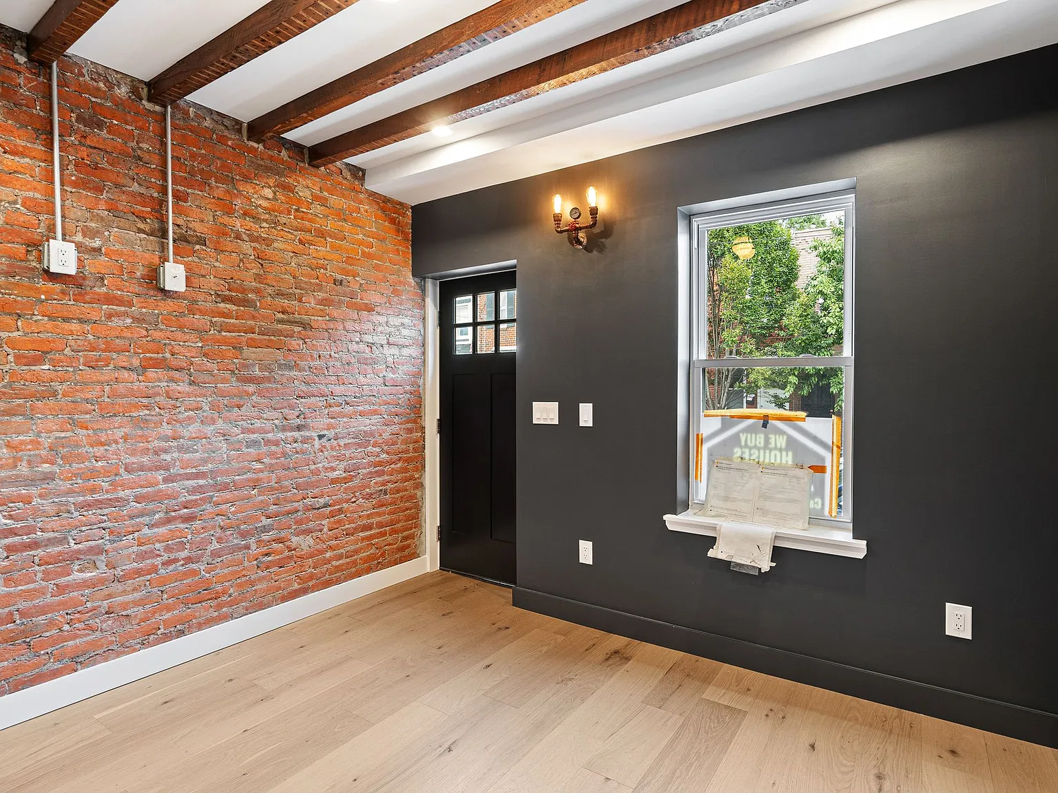 2 bed, 900 sqft, $2,545 — Photo 3